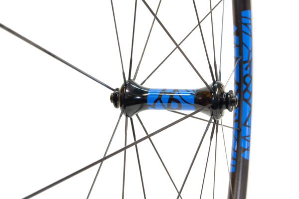 Lark Light straight-pull front hub with mid-blue single colour decals