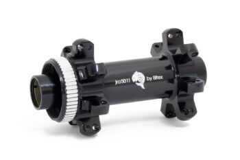 JRA Centre-Lock straight-pull 28 hole front hub in black