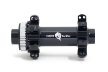 JRA Centre-Lock straight-pull 28 hole front hub in black