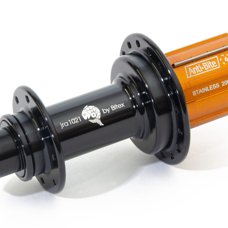 JRA light rear road hub