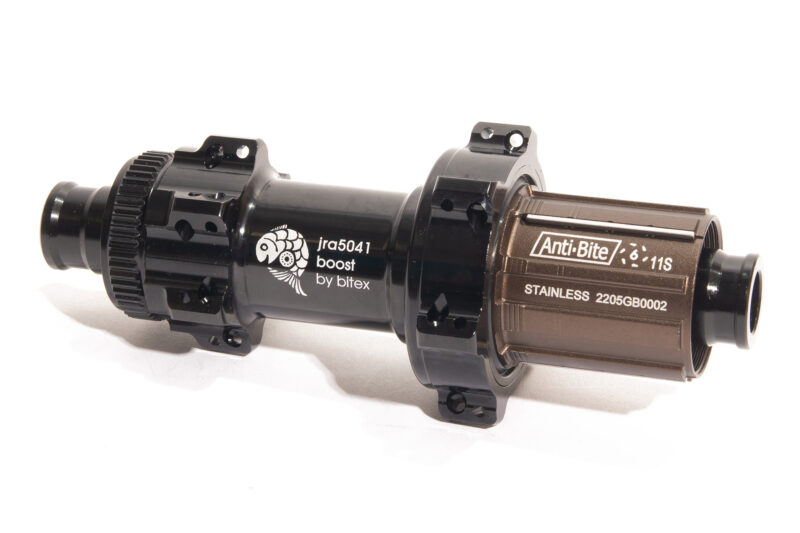 boost centre-lock straight pull rear hub