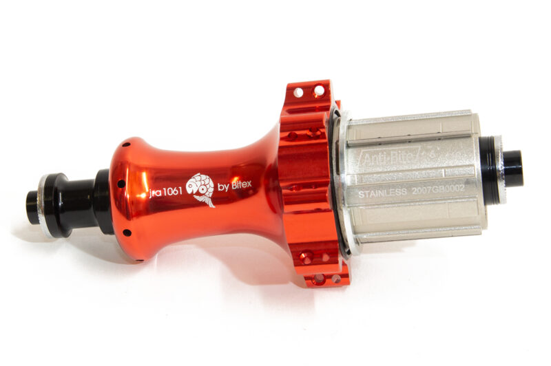 JRA straight-pull road hubs in red
