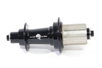 JRA strong road rear hub